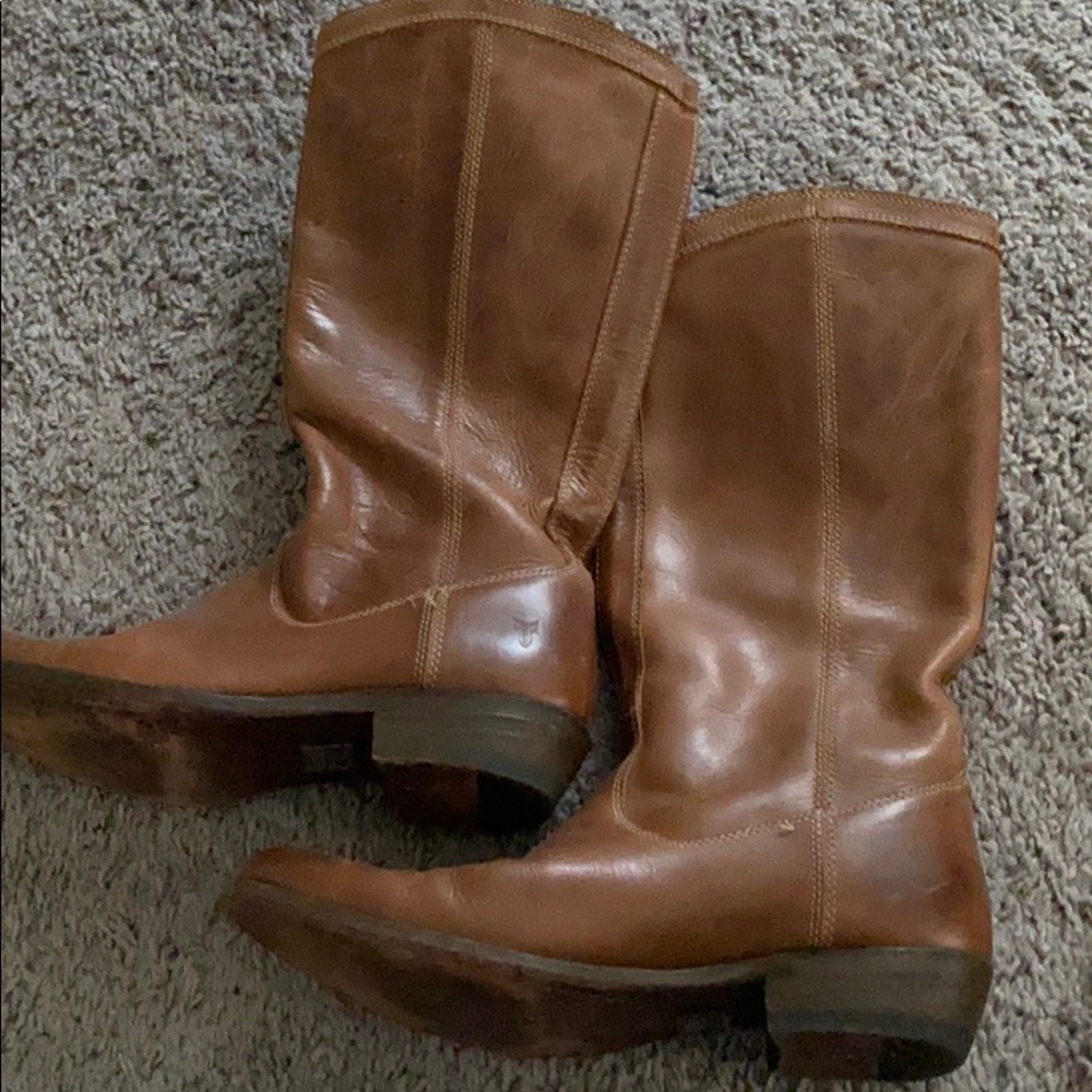Brown boots Frye